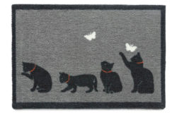 Howler and Scratch Catch Doormat - 75x50cm - Grey.